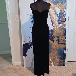 Night Way Size 8 Black Velvet Left Leg Slit Floor Length Strapless Gown